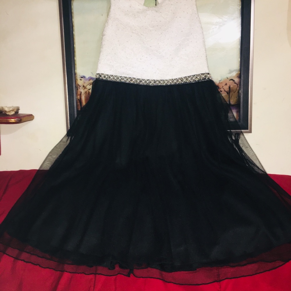 Girls dress